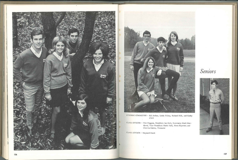 Big Walnut High School Yearbook. 1971: The Eagle (71)